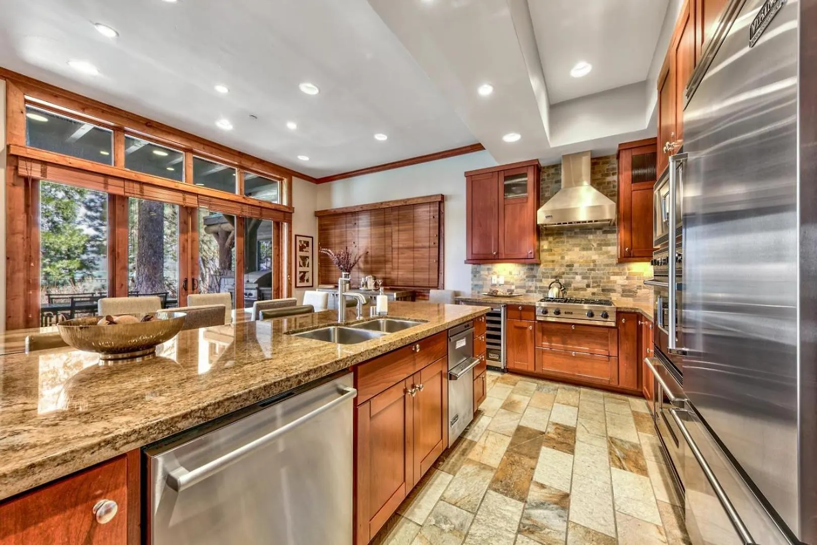 The Peak Mont Blanc 1 - The Ultimate In Lakefront Luxury South Lake Tahoe Apartman