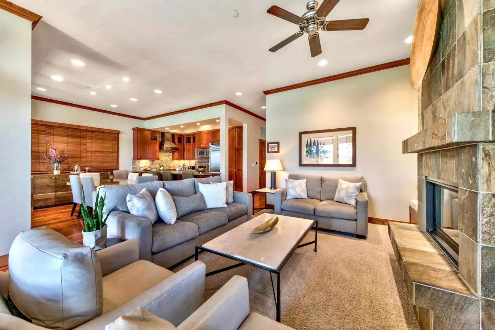 The Peak Mont Blanc 1 - The Ultimate In Lakefront Luxury South Lake Tahoe Apartman